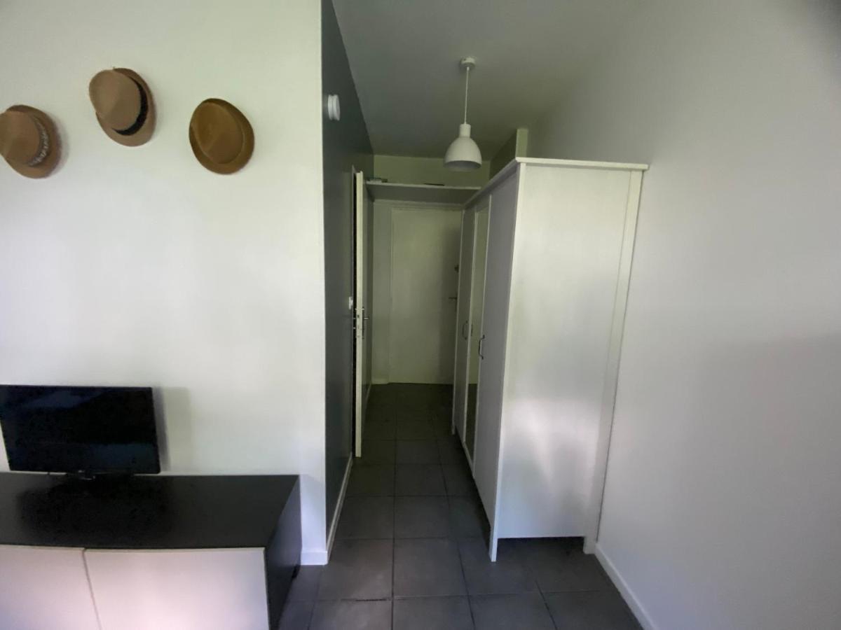 La Paille Metz Luxembourg Parking Un-Sejour-A-Part Apartment ภายนอก รูปภาพ